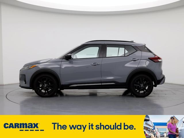 2023 nissan kicks sr