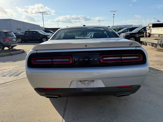 2022 dodge challenger gt