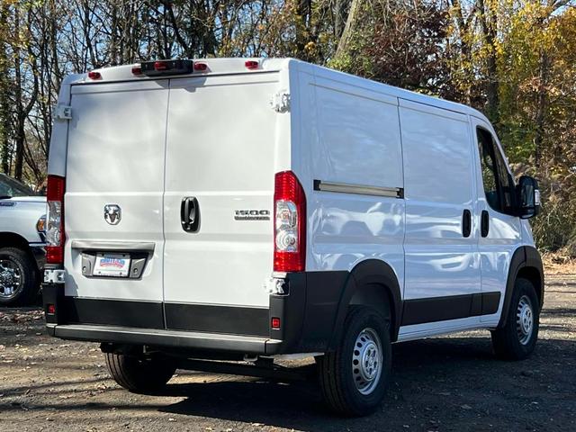 2024 ram promaster 1500 low roof