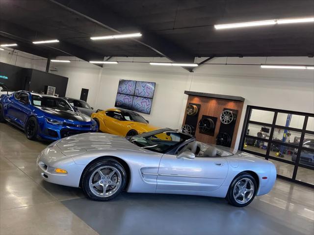 2001 chevrolet corvette base