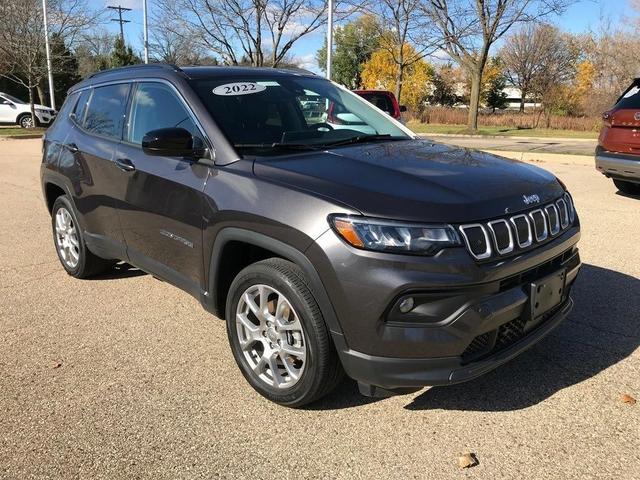 2022 jeep compass latitude lux