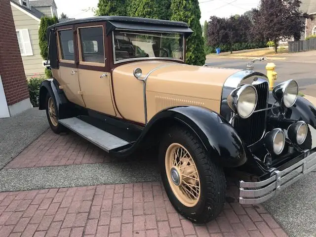 1928 lincoln landeau v8 sedan