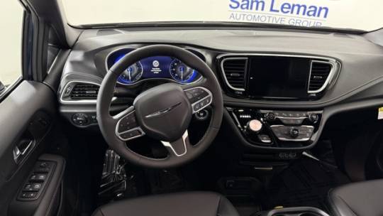 2025 Chrysler Pacifica