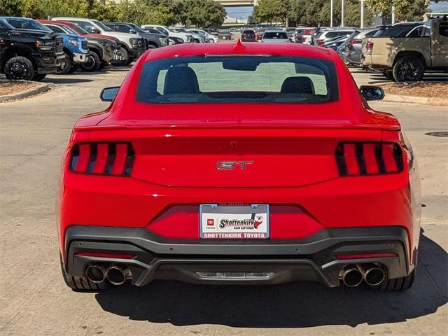 2024 ford mustang gt premium
