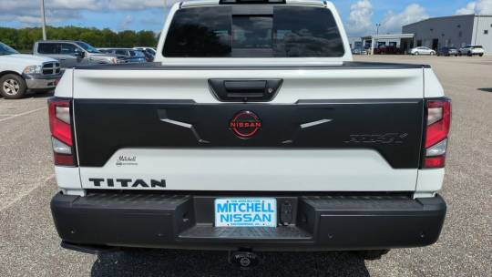 2024 Nissan Titan pro-4x