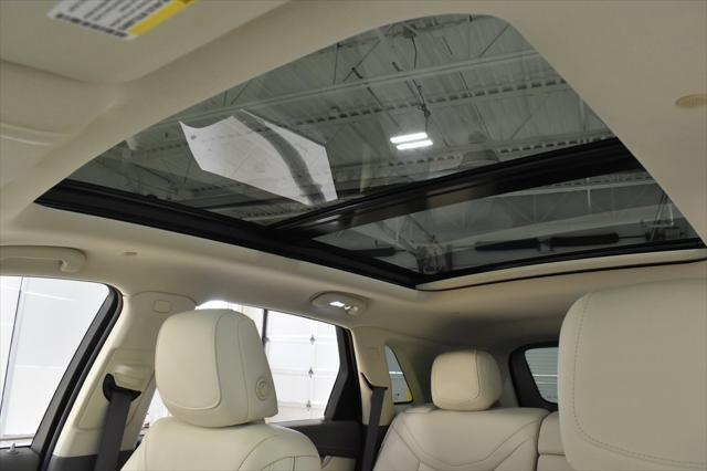 2022 cadillac xt5 premium luxury
