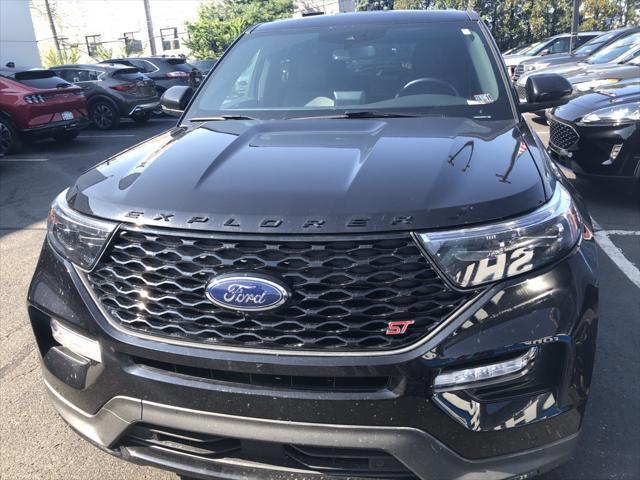 2022 ford explorer st