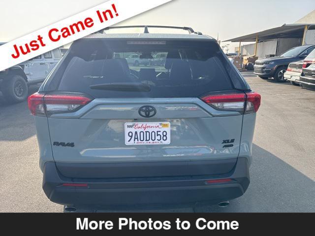 2022 toyota rav4 xle