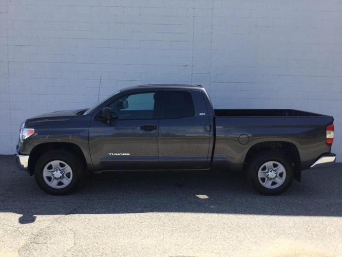 2017 toyota tundra sr 4x4 sr 4dr double cab pickup sb (4.6l v8 for sale in bow, new hampshire