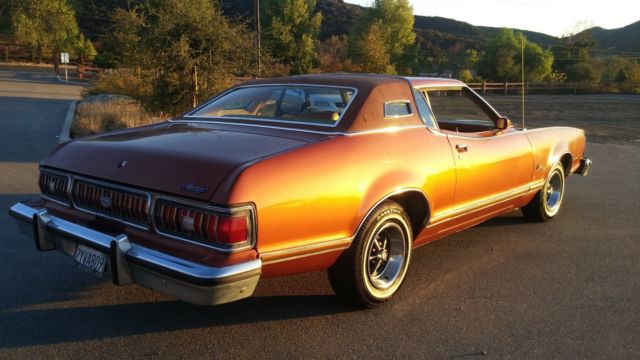 very clean low mileage california xr-7! perfect for cruise night!