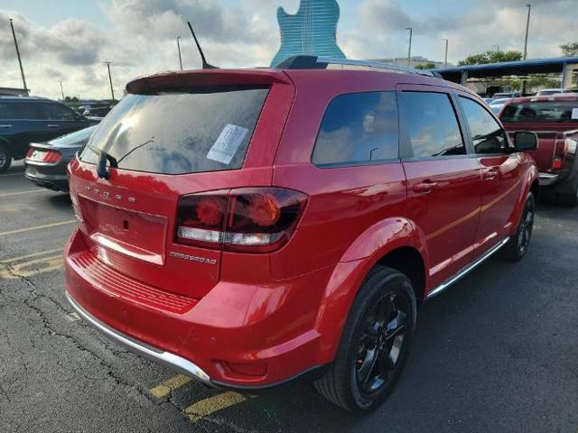 2020 dodge journey crossroad