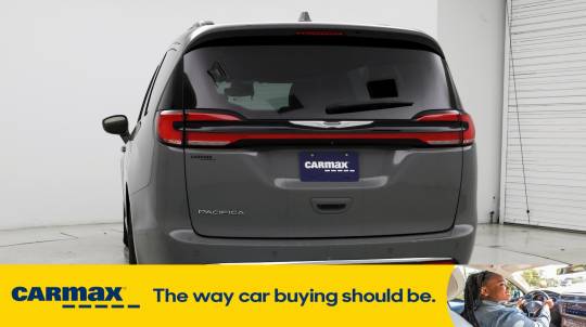 2022 Chrysler Pacifica