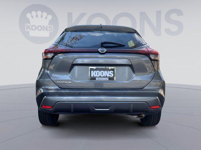 2021 nissan kicks s