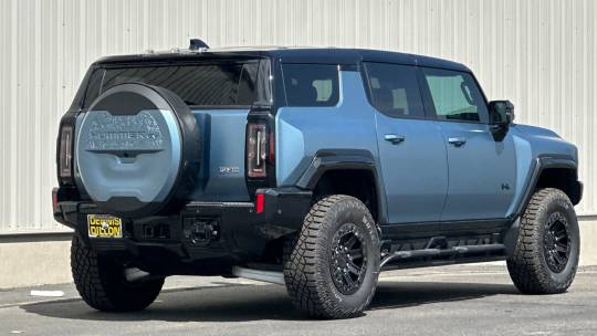 2024 GMC Hummer EV