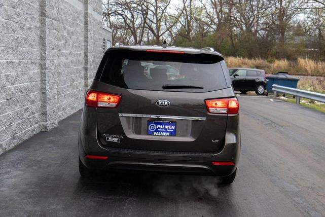 2017 kia sedona lx