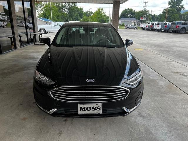 2020 ford fusion se