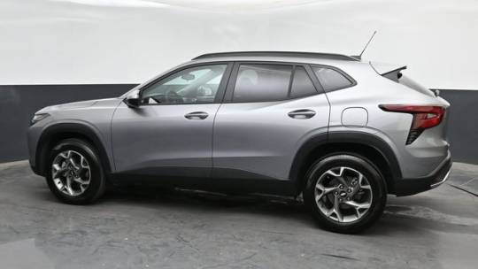2024 chevrolet trax lt