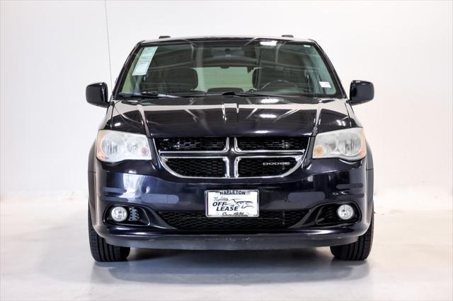 2011 dodge grand caravan crew