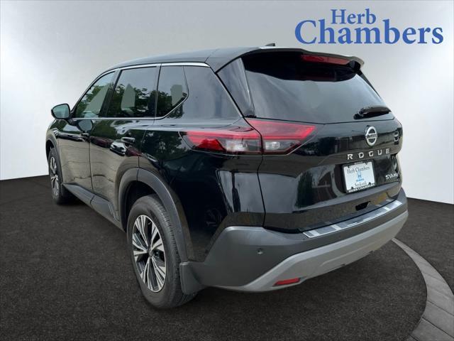 2021 nissan rogue sv