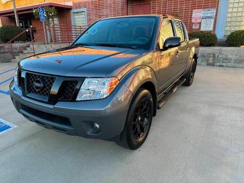 2020 nissan frontier