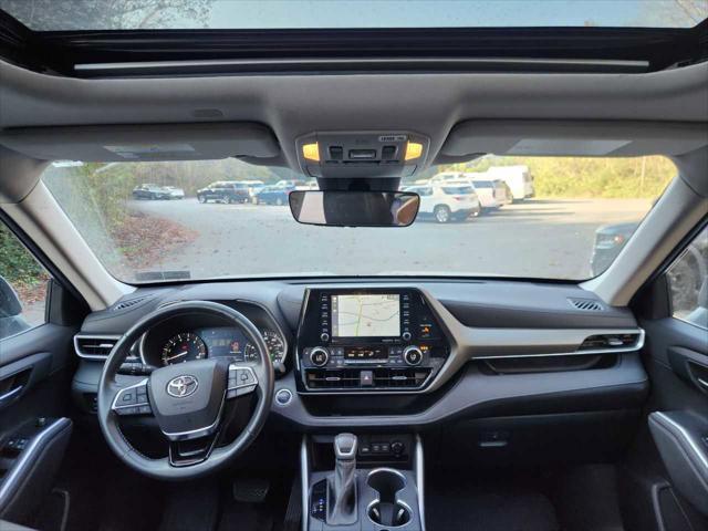 2021 toyota highlander xle