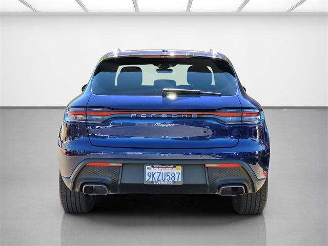 2024 porsche macan base