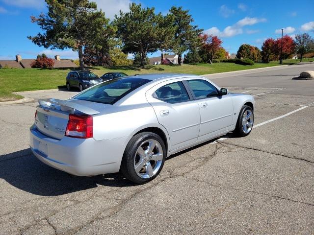 2010 dodge charger sxt