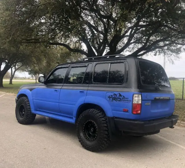 1992 toyota landcruiser fj80 4.0l- “raptor lined†original resto w/diff-locks
