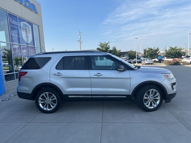 2018 ford explorer xlt