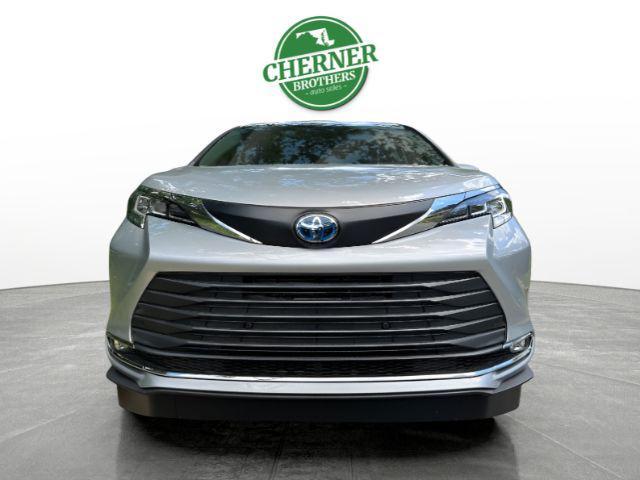 2021 toyota sienna xle 7 passenger