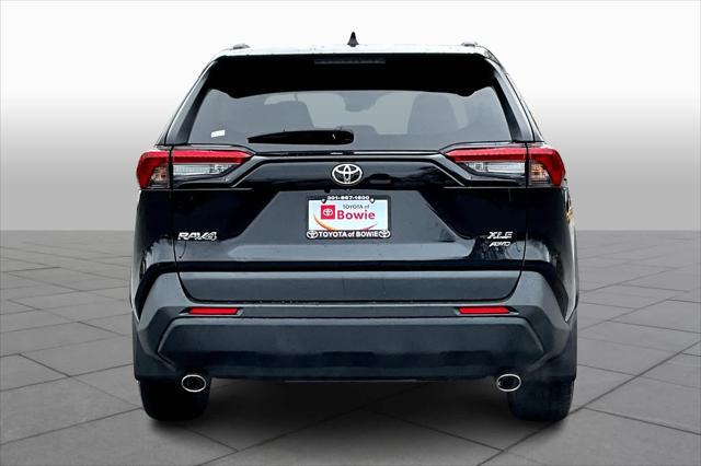 2022 toyota rav4 xle premium