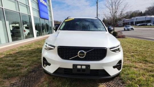 2024 Volvo XC40