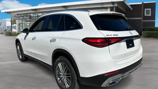 2025 Mercedes-Benz GLC