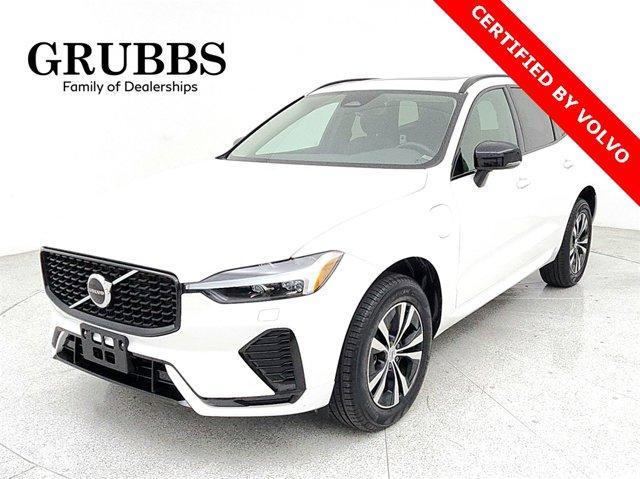 2024 volvo xc60 recharge plug-in hybrid t8 core dark theme