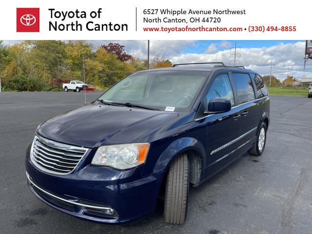2014 chrysler town & country touring