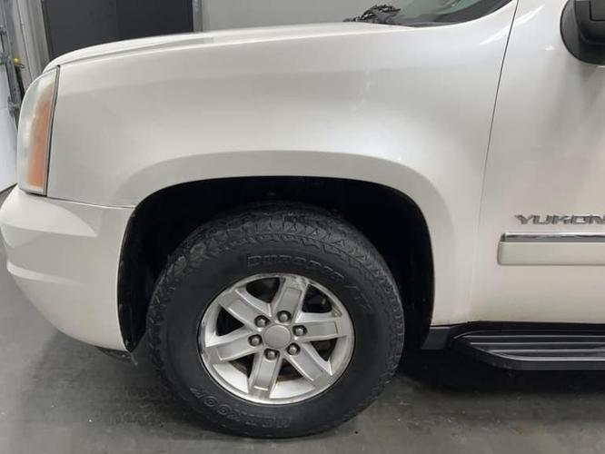 2011 gmc yukon xl 1500 in springfield, missouri