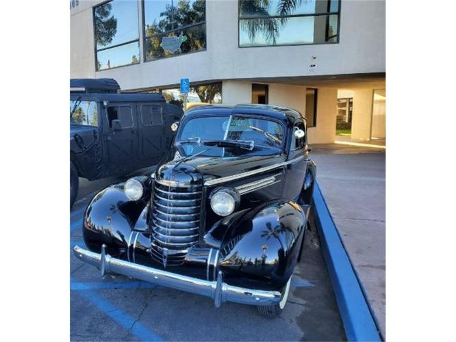 1937 oldsmobile sedan in cadillac, michigan