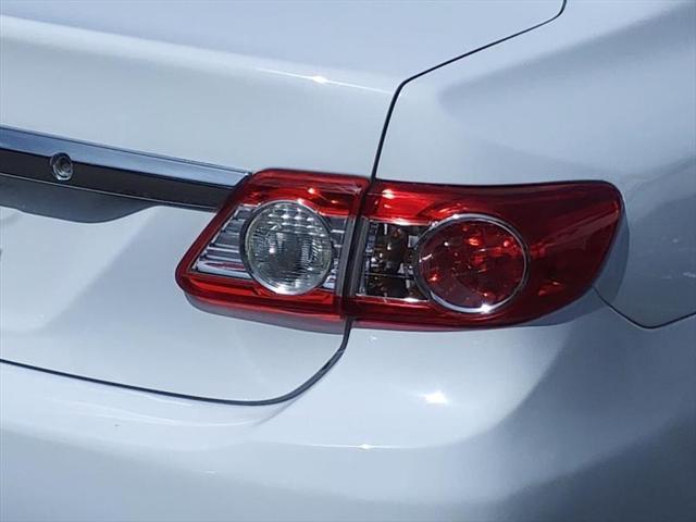 2013 toyota corolla le special edition