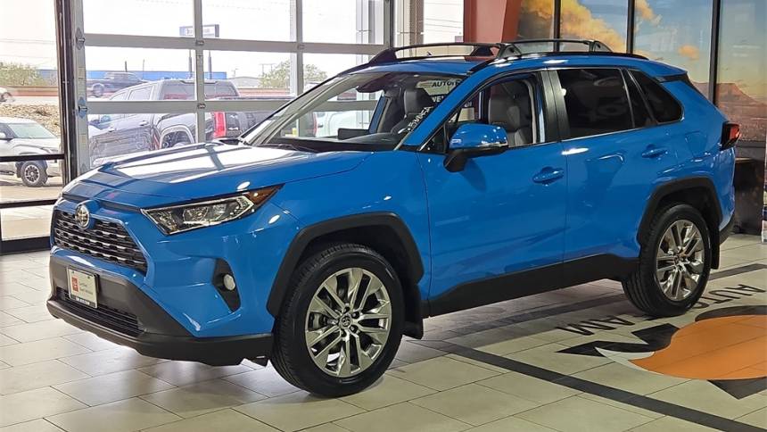 2021 toyota rav4 xle premium