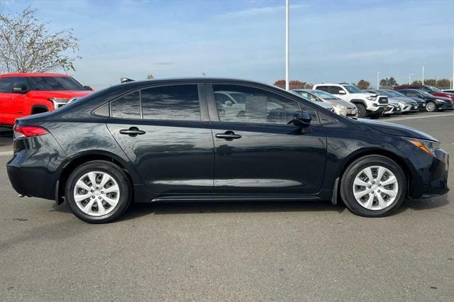 2021 toyota corolla le