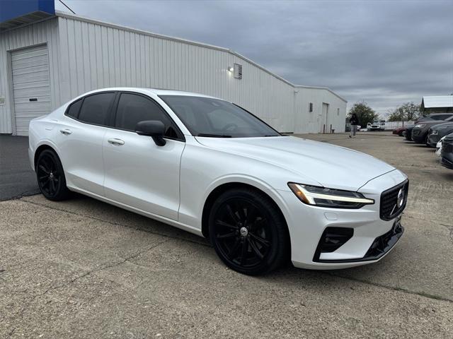 2022 volvo s60 t5 momentum