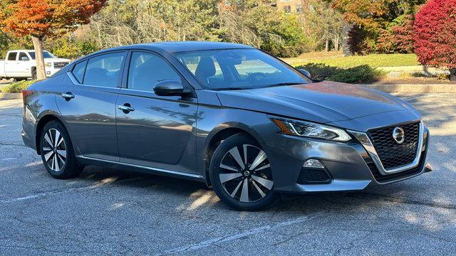 2022 nissan altima 2.5 sv