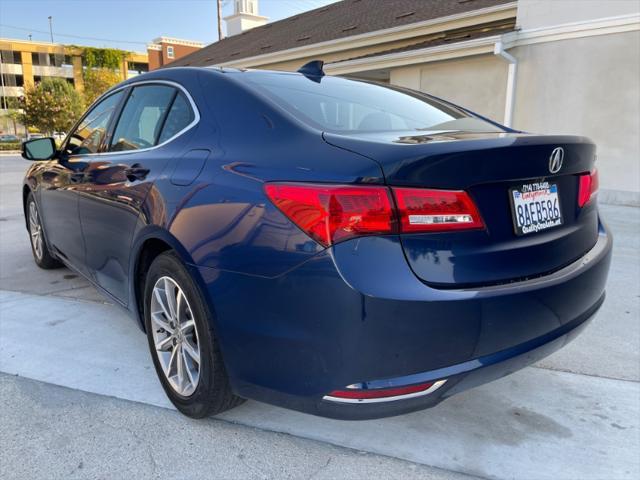 2018 acura tlx base