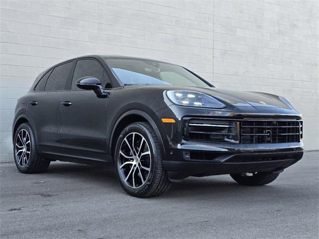 2024 porsche cayenne base