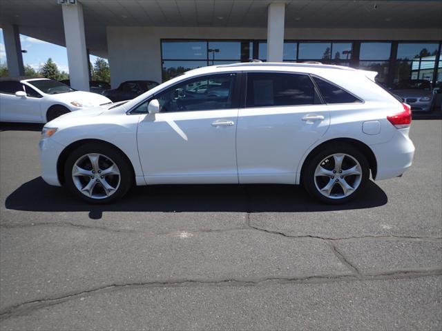 2011 toyota venza base