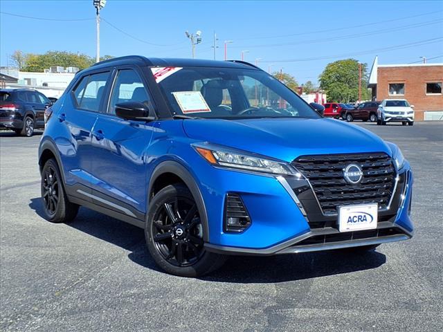 2022 nissan kicks sr