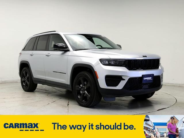 2023 jeep grand cherokee altitude