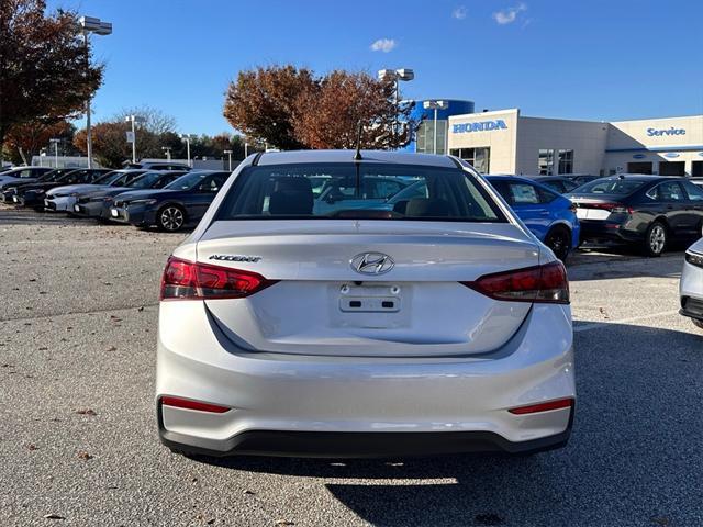 2021 hyundai accent se