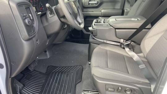 new 2024 chevrolet silverado 1500 custom crew cab short bed 2wd