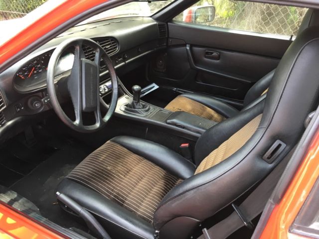 1985 porsche 944 late model